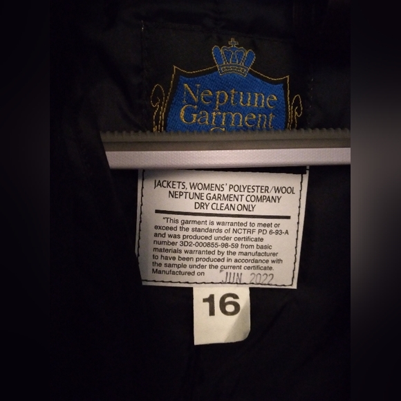 Neptune garment co. Ladies bomber jacket - Picture 5 of 6